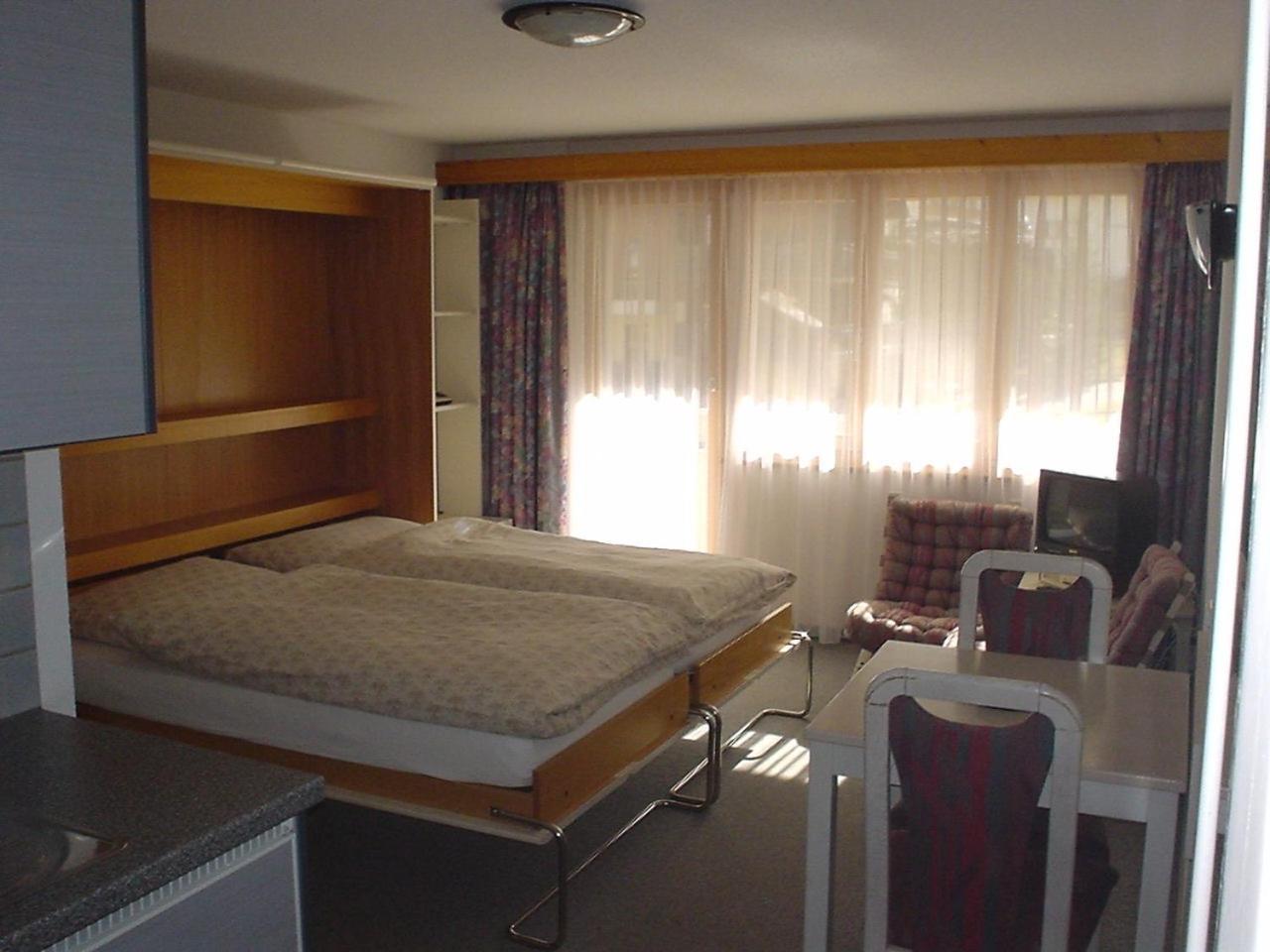 St Martin Apartments